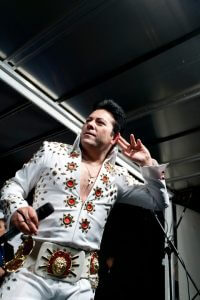 Elvis tribute act to delight any crowd for Weddings, functions and corporate events.
